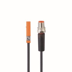 Zylindersensor mit GMR Zelle DC PNP Schliesser